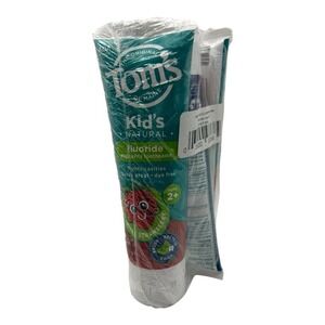 Tom's of Maine - Kids Fluoride Toothpaste (5.1 oz, 3-Pack) - Silly Strawberry